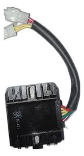 RECTIFICADOR / REGULADOR CORVEN ENERGY 110 R2 TRIFASICO LUZ SIEMPRE ENCENDIDA (6 CABLES) (igual a pi1423)